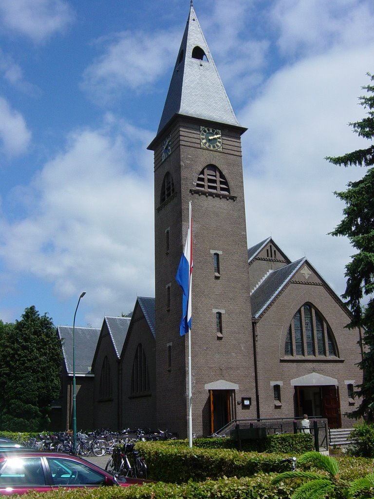 Sint-Willehaduskerk passeer je tijdens Haren-Haren