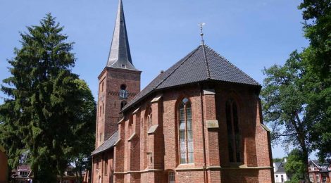 Haren-Haren route langs de dorpskerk van Zuidlaren